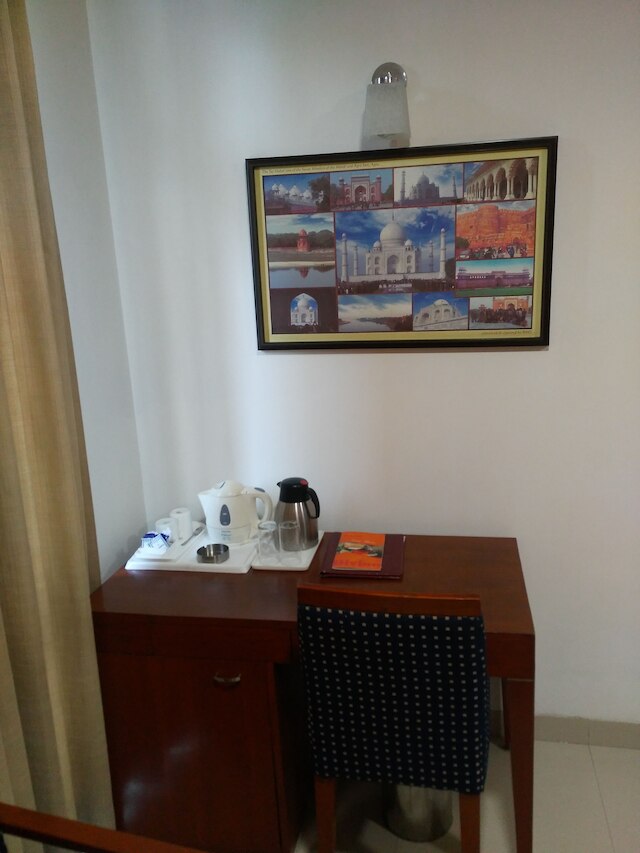 ディバイン イン ホテル