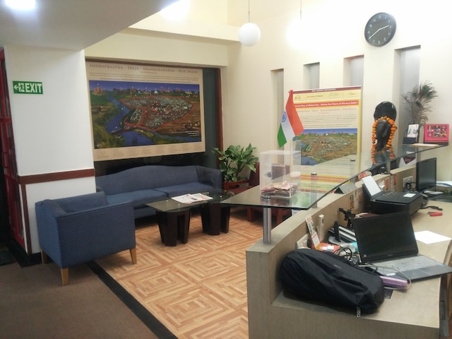 ディバイン イン ホテル