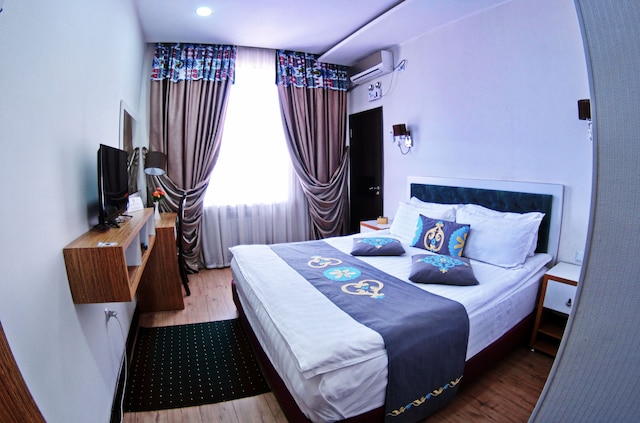 ロハット ホテル