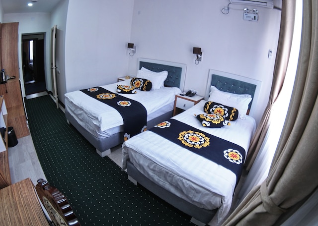 ロハット ホテル