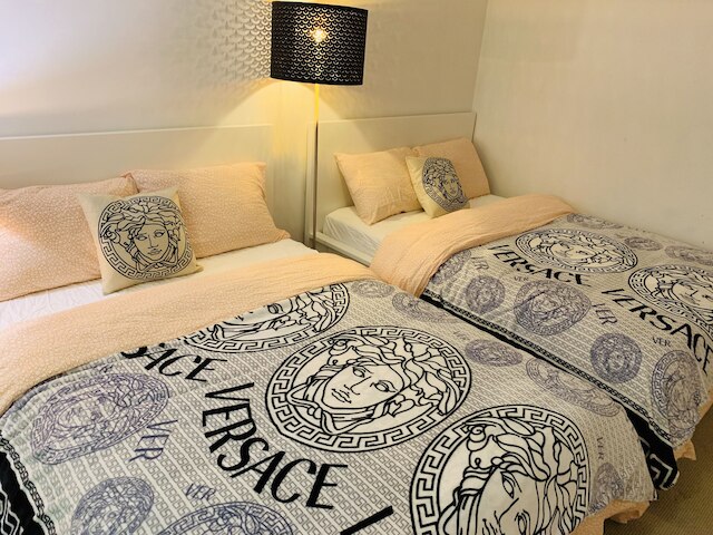 A&A スイーツ マグニフィシェント 3 ベッド アパート イン DT