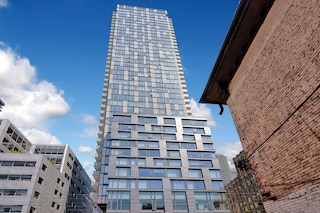 アップルウッド スイーツ - トロント ピーター ストリート