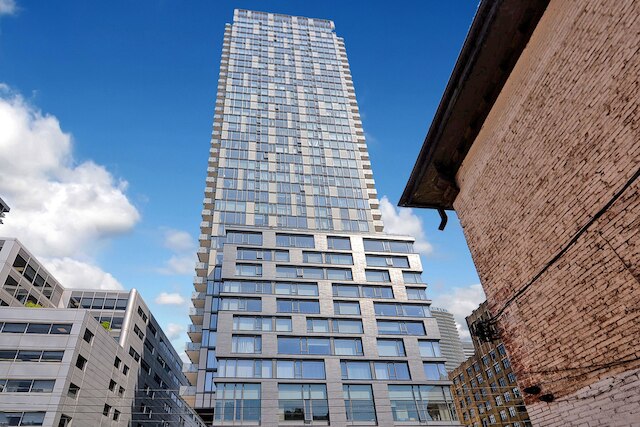 アップルウッド スイーツ - トロント ピーター ストリート