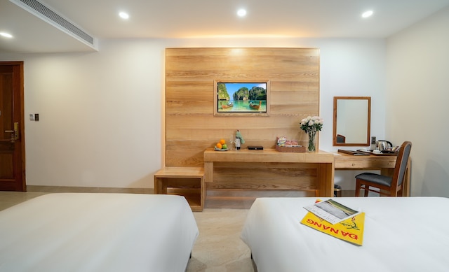 サニー オーシャン ホテル & スパ