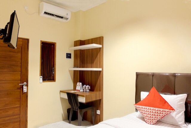 ホテル O ルマ アユブ シャリア