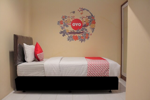 ホテル O ルマ アユブ シャリア