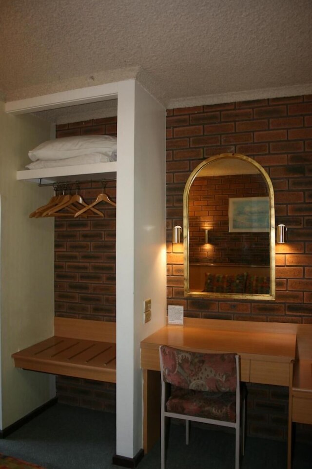 アーデン モーテル