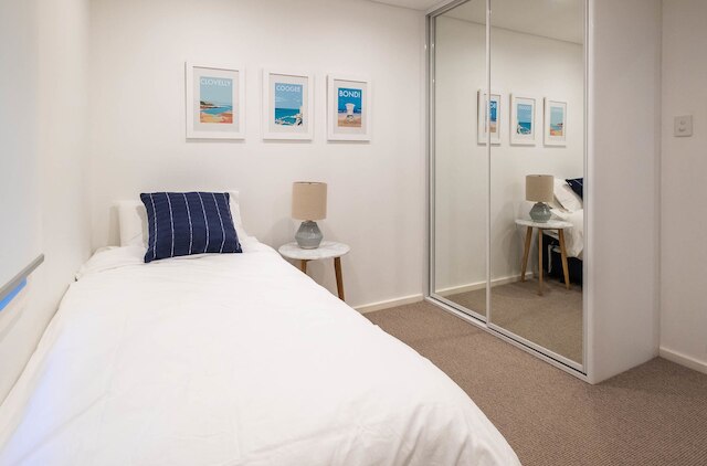 ラグジュアリー イン プレスティージアス ダブル ベイ H428