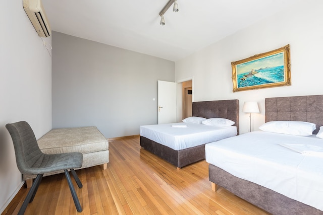 ビクトリア マジェスティ アパートメンツ