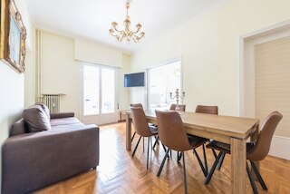 ビクトリア クイーンズ パレス アパートメンツ