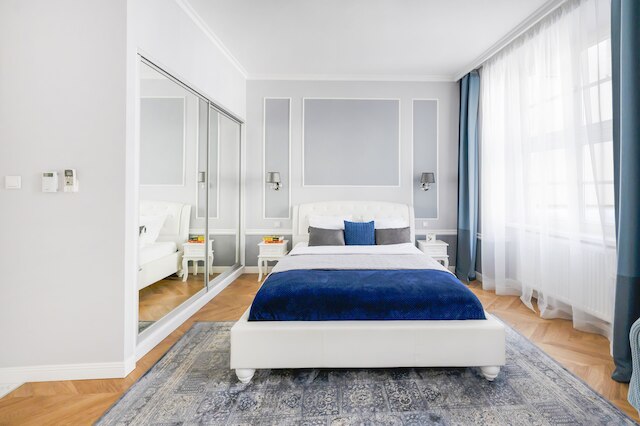 メイン スクエア アパートメンツ