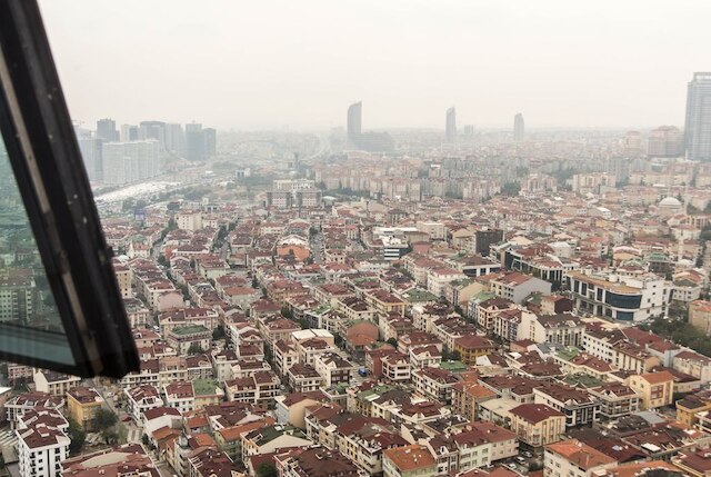 ドゥマンカヤ イコン 33 フロア 1 ベッドルーム A