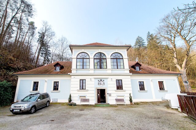 ペンジオン ザメッカ ザラーダ