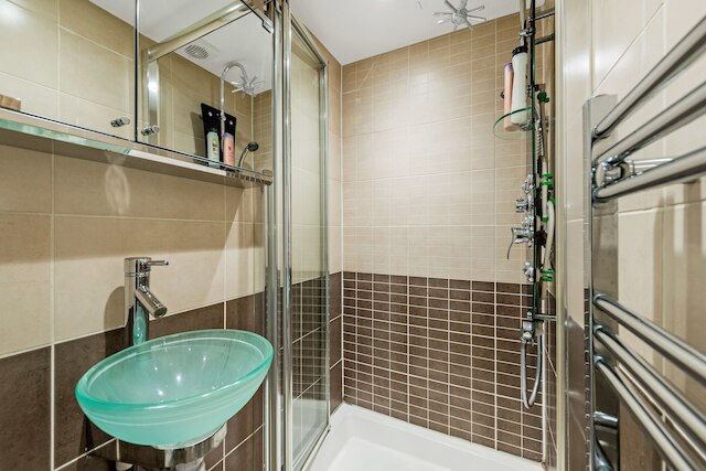 12 43 クランリカード ガーデンズ