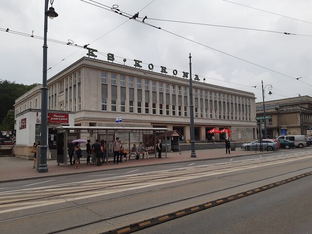 コロナ ゲスト ルームズ