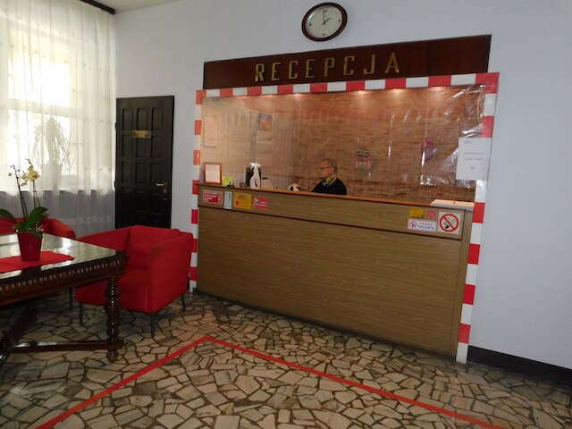 コロナ ゲスト ルームズ