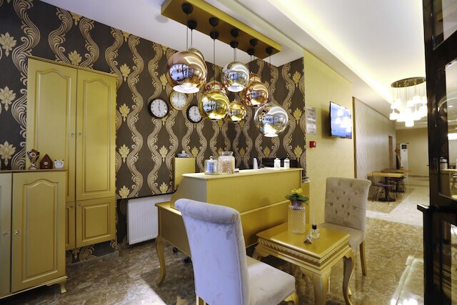 4 エンジェルズ ホテル