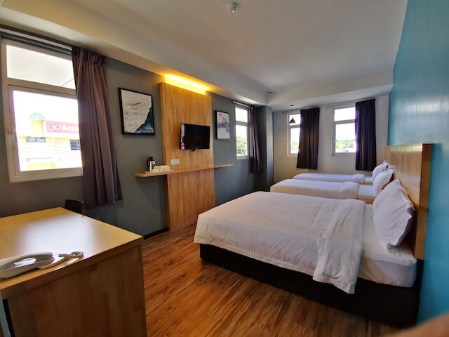 3-プラス ホテル