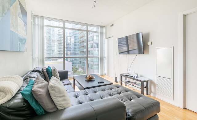 ルームズ イン ザ ハート オブ DT