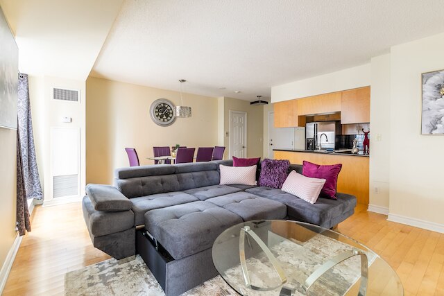 シンプリー コンフォート スタイリッシュ ダウンタウン アパートメント