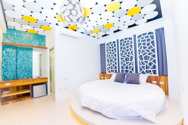 ジ-ユエ-トン ホームステイ II