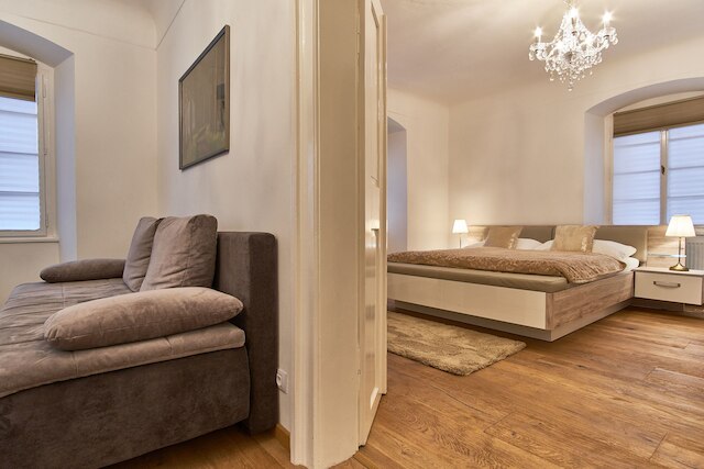 チャールズ ブリッジ ロイヤル アパートメント