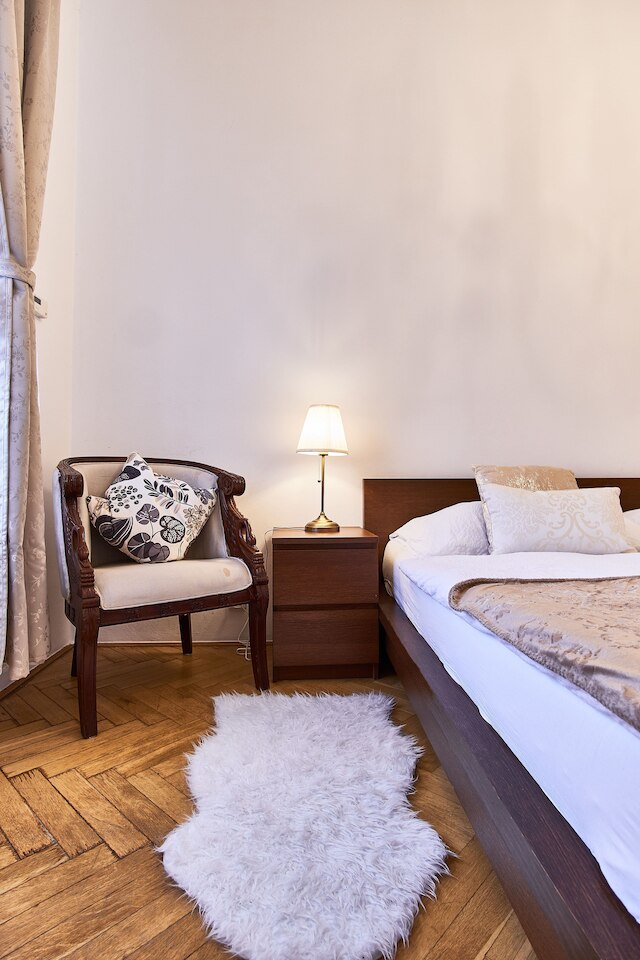 オールド タウン スクエア ロイヤル アパートメント