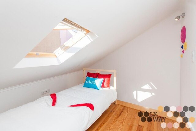 ルクスウェイ バイロ アルト - トラベッサ ダ カラ