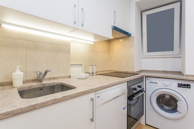 ルクスウェイ アパートメンツ コンデッサ R/C