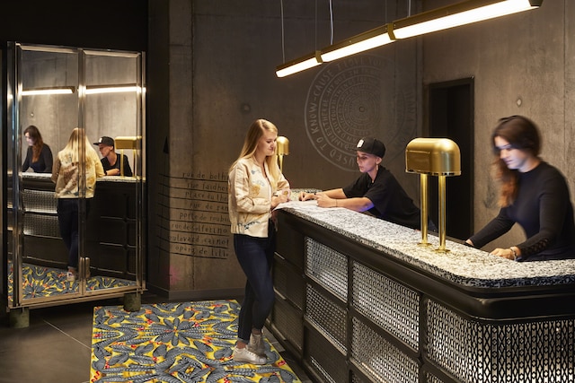 ママ シェルター リール