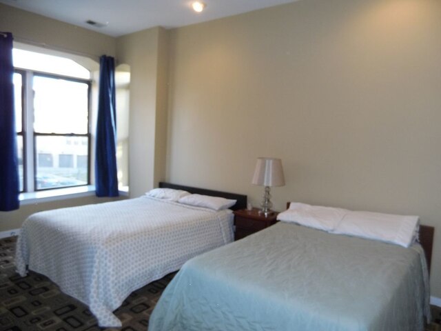 バックタウン アーバン ラグジュアリー アンド コンビニエンス ニア Lトレイン ストップ アット ウェスタン