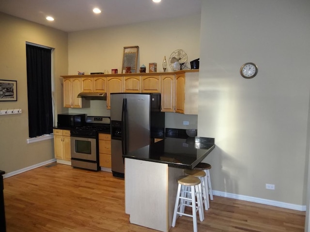 バックタウン アーバン ラグジュアリー アンド コンビニエンス ニア Lトレイン ストップ アット ウェスタン