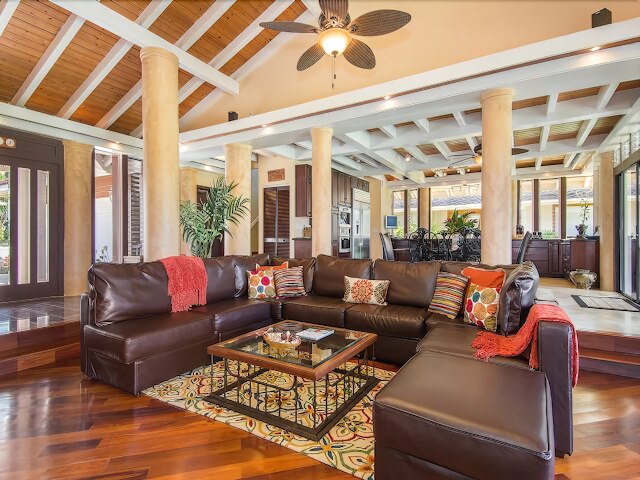 マカイ ゴルフ コースにあるエレガントな一軒家、ホット タブ、プールあり