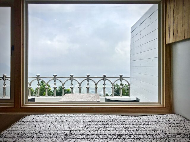 ナイン レインボー アンド ニュー ムーン B&B