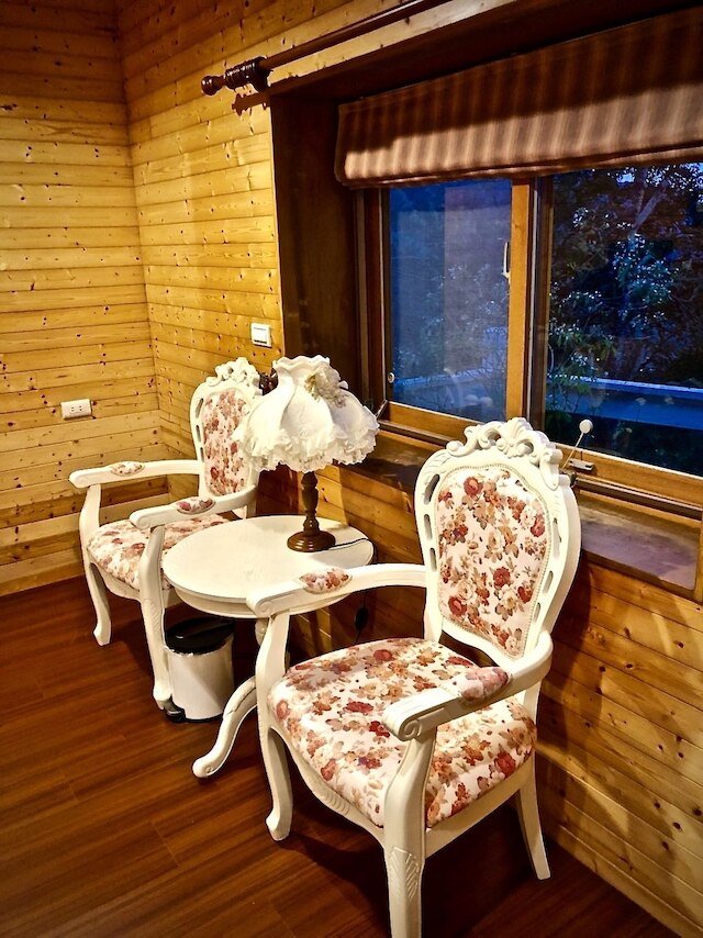 ナイン レインボー アンド ニュー ムーン B&B