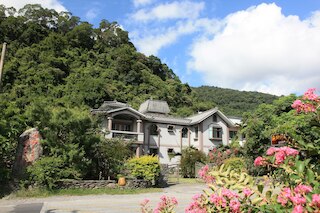 カントリー グランジ (莊腳所在民宿)