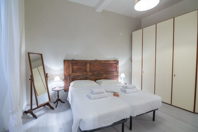 ポントルモ バイ Mmega