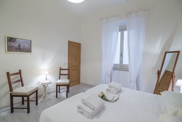 ポントルモ バイ Mmega