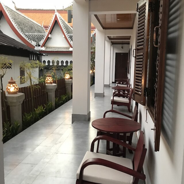 ウィズダム ミステリー ホテル