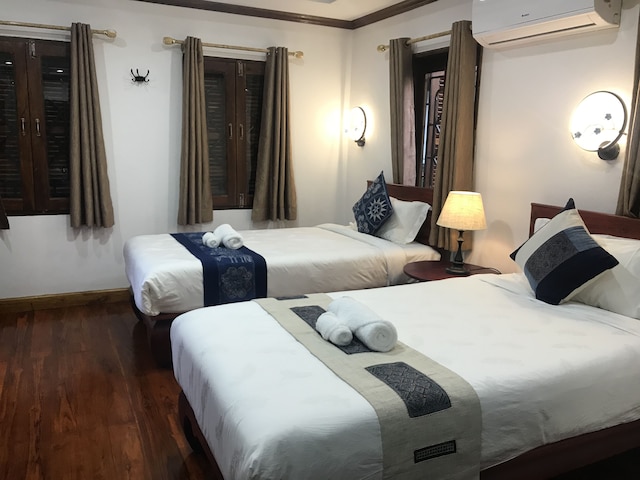 ウィズダム ミステリー ホテル