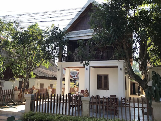 ウィズダム ミステリー ホテル