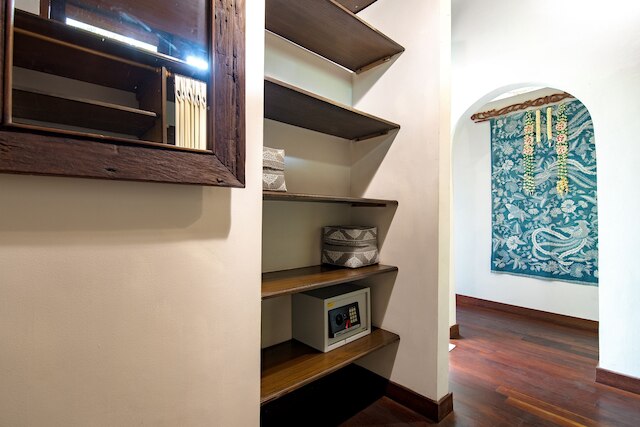 ウマー シャンティ