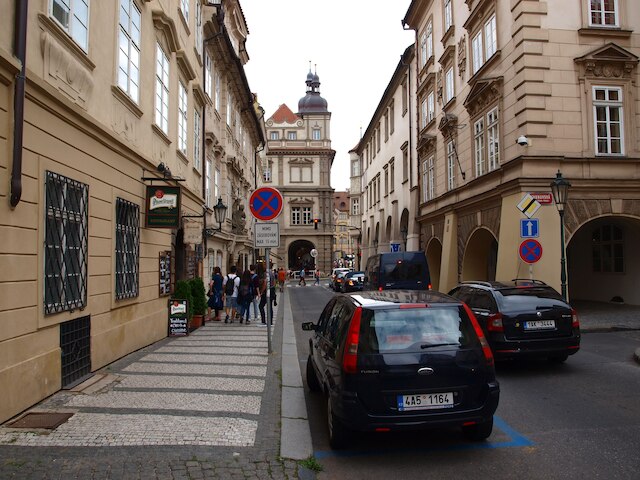 キャッスル アパートメント