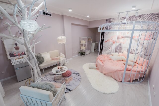 チン アパートメント スプリング ハートビート