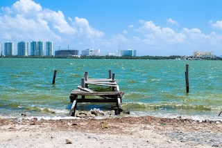 メキシカン タイル アパートメント