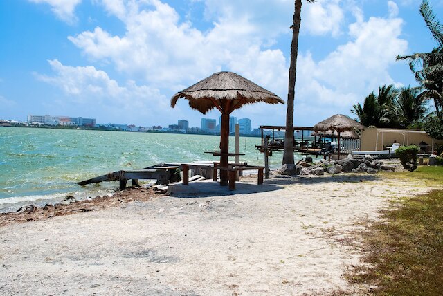 オール リトモ アパートメント