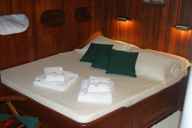 レディー クリスタ