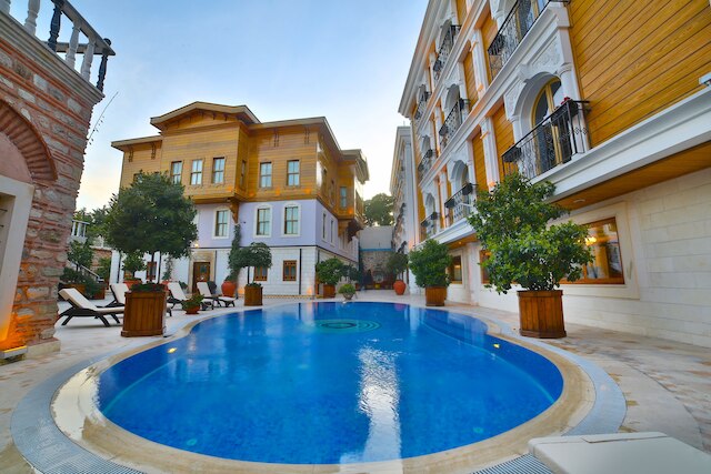 セブン ヒルズ パレス & スパ