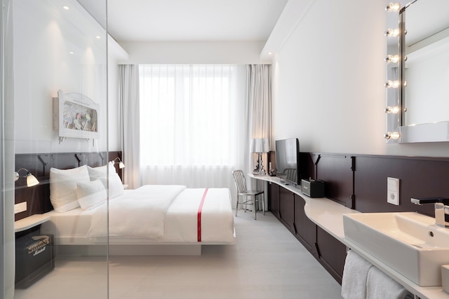 ルビー レニ ホテル デュッセルドルフ