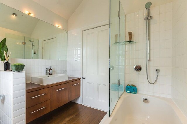 ロビンズ ラグジュアリー コテージ